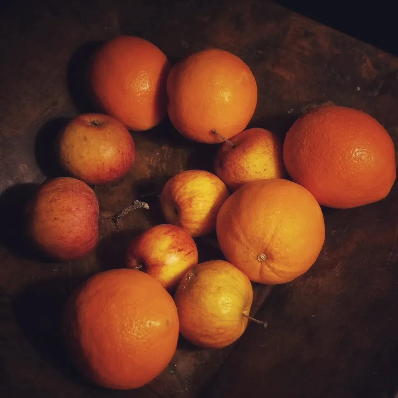 Inexplicably drawn to fruit bowls this morning...